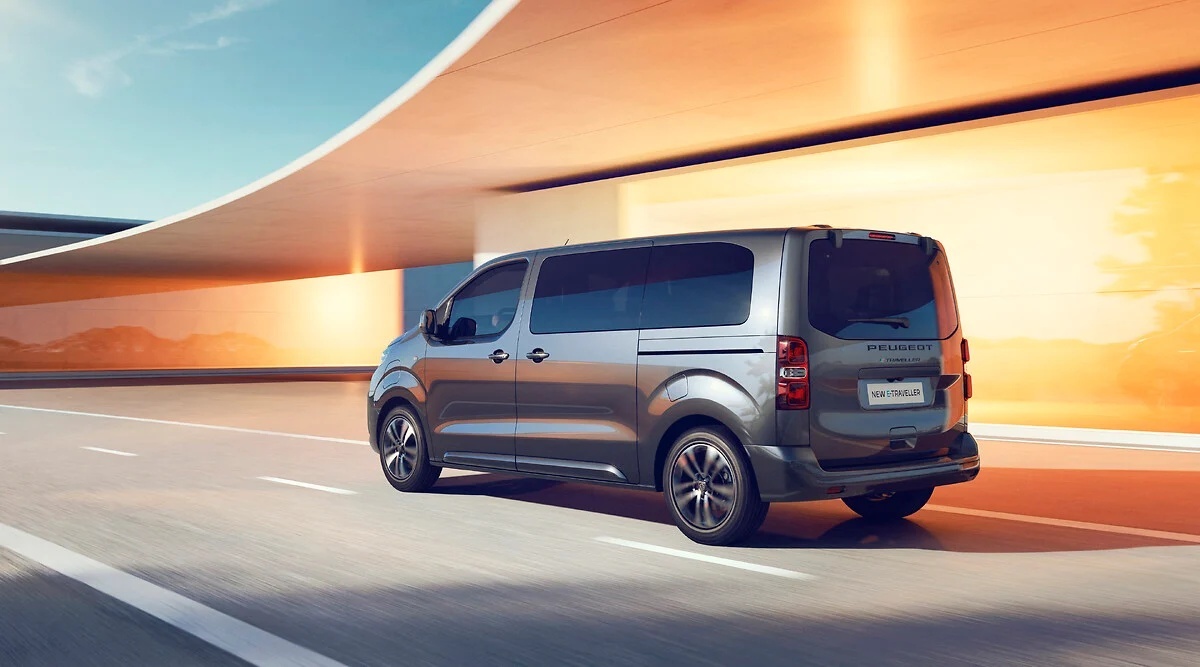 Peugeot e-Traveller 2024 tył