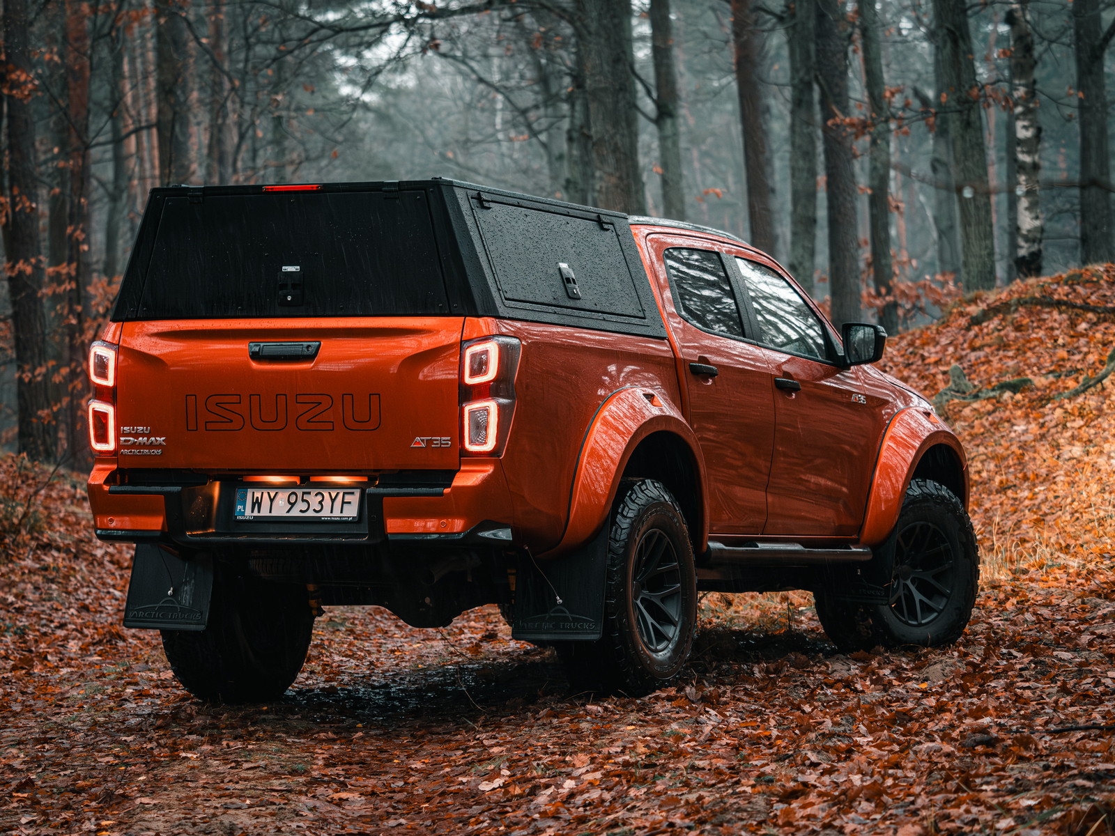Isuzu DMAX zabudowa