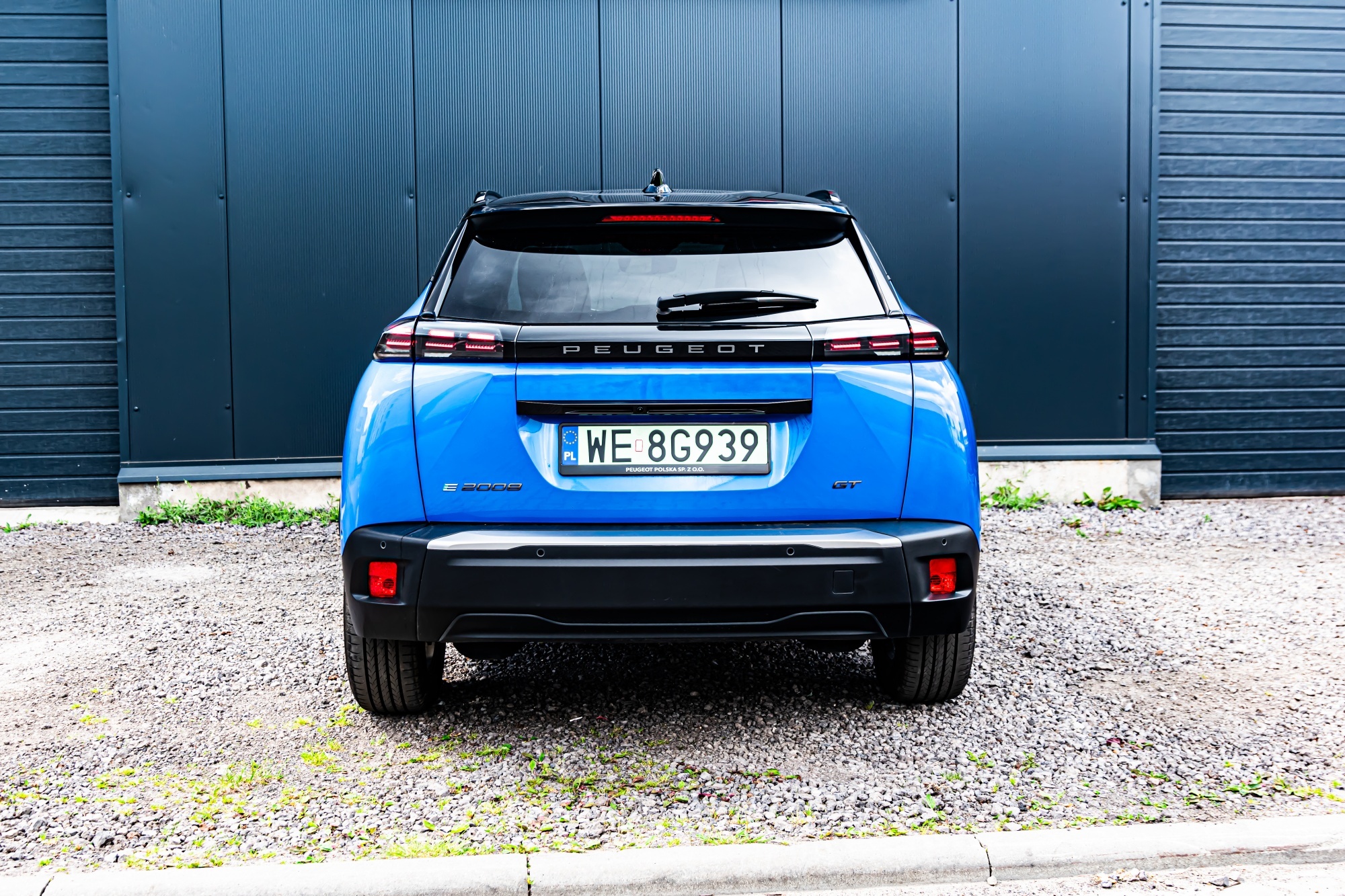 Peugeot e-2008 tył