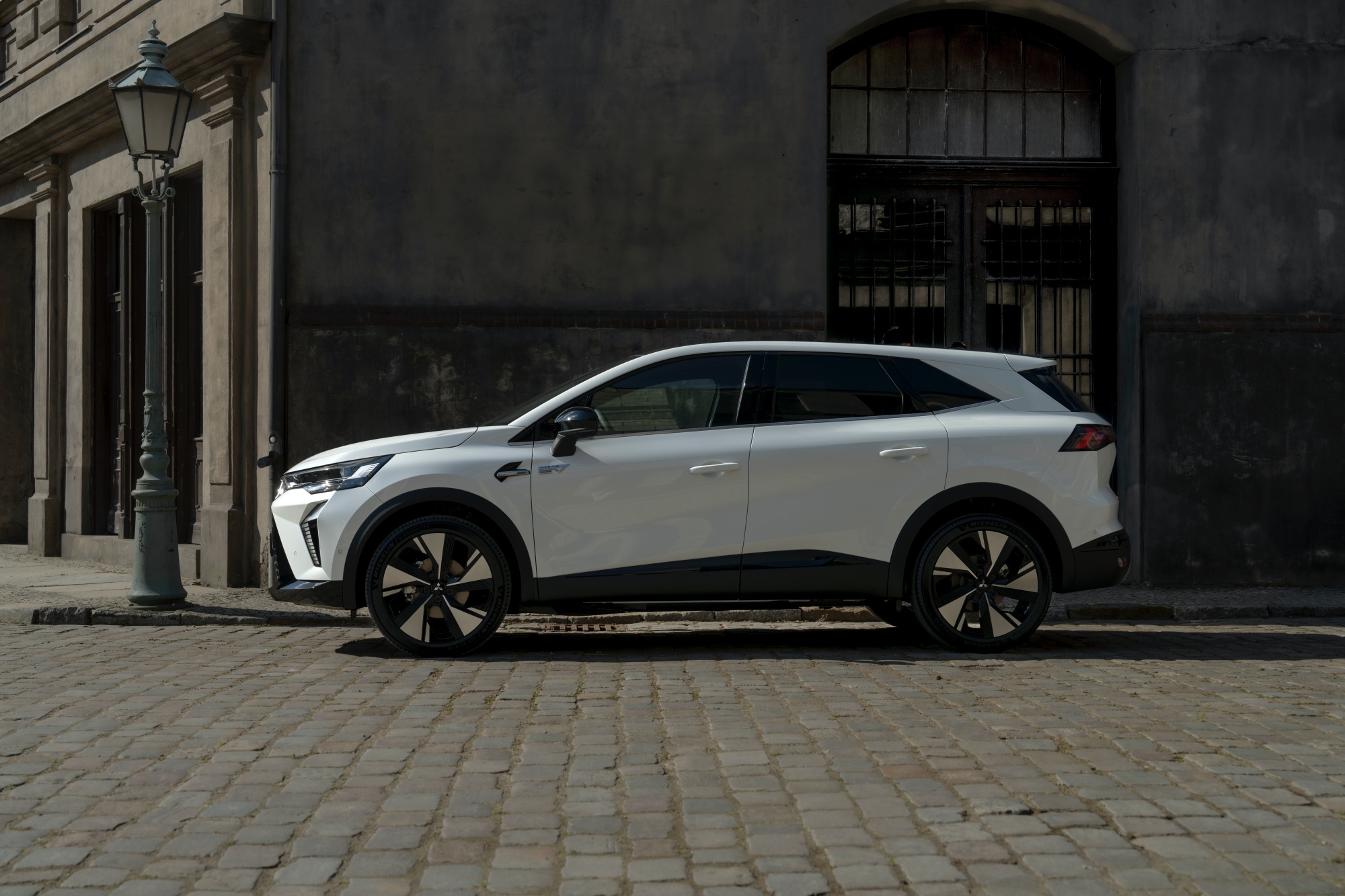 Mitsubishi Grandis sylwetka
