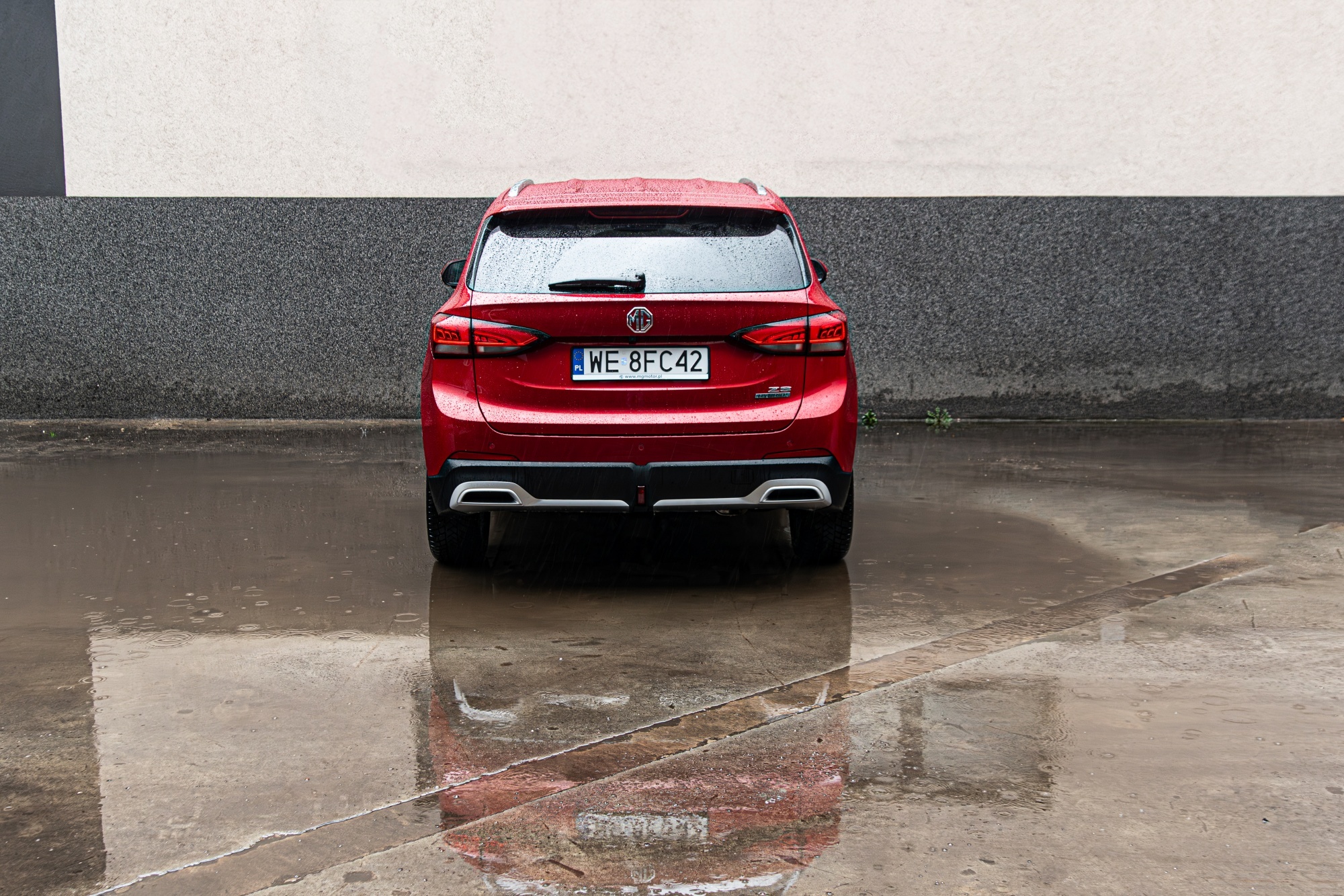 MG ZS tył