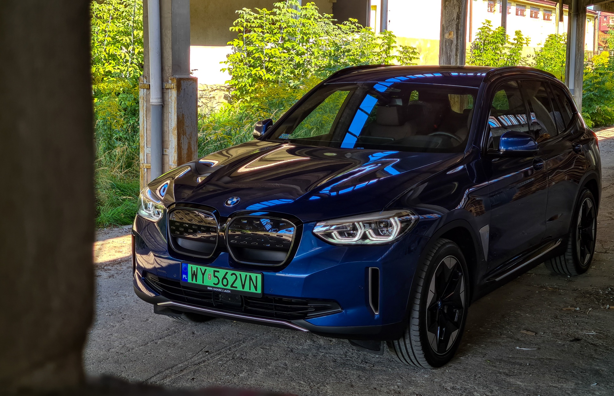 BMW iX3