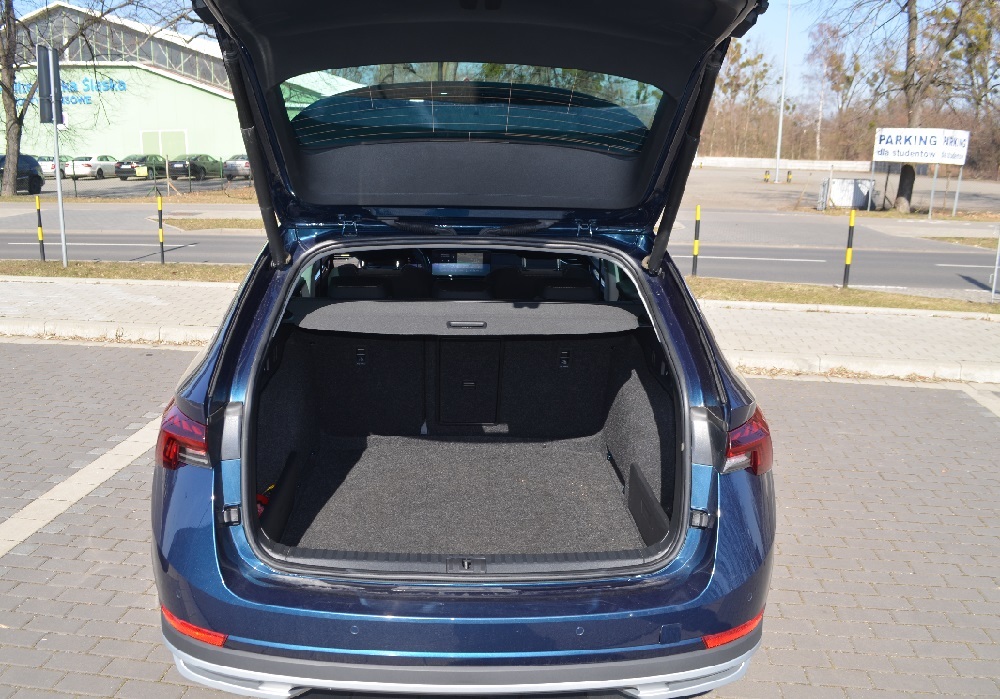 Octavia Scout - bagażnik