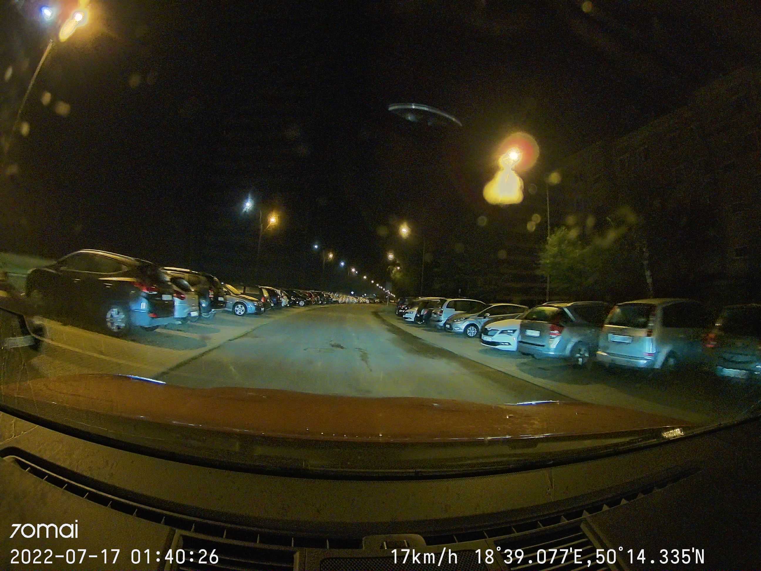 70mai M500 - zdjęcie po zmroku