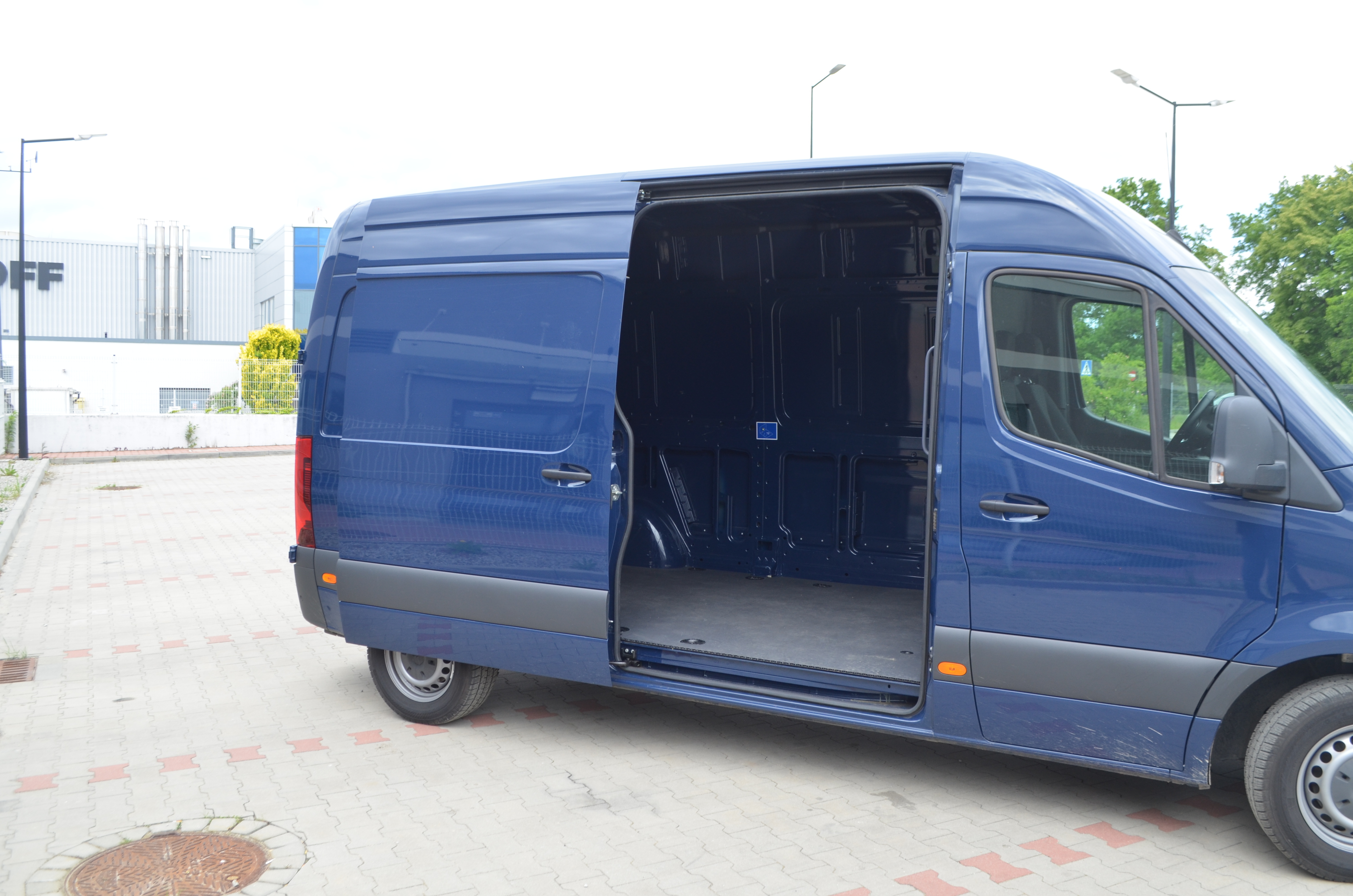 Mercedes Sprinter furgon drzwi boczne