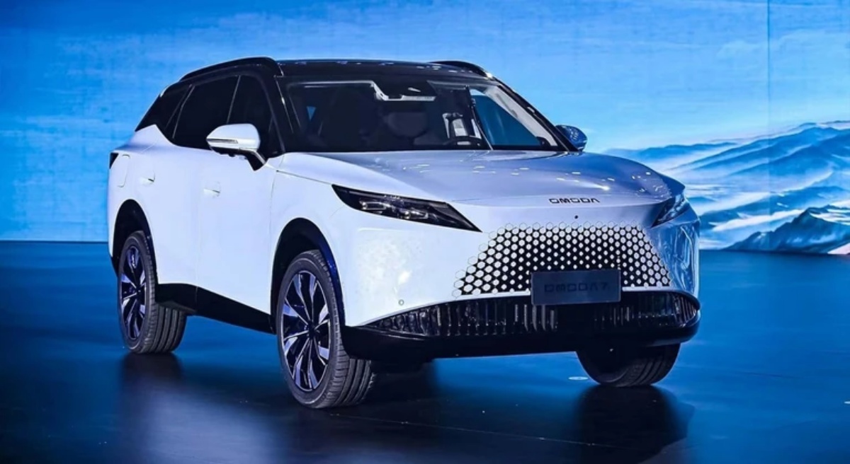 Omoda 7