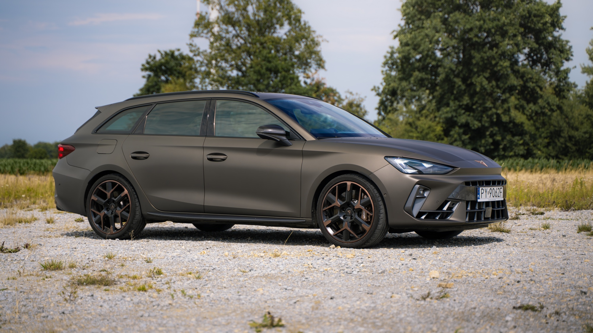 Cupra Leon ST sylwetka