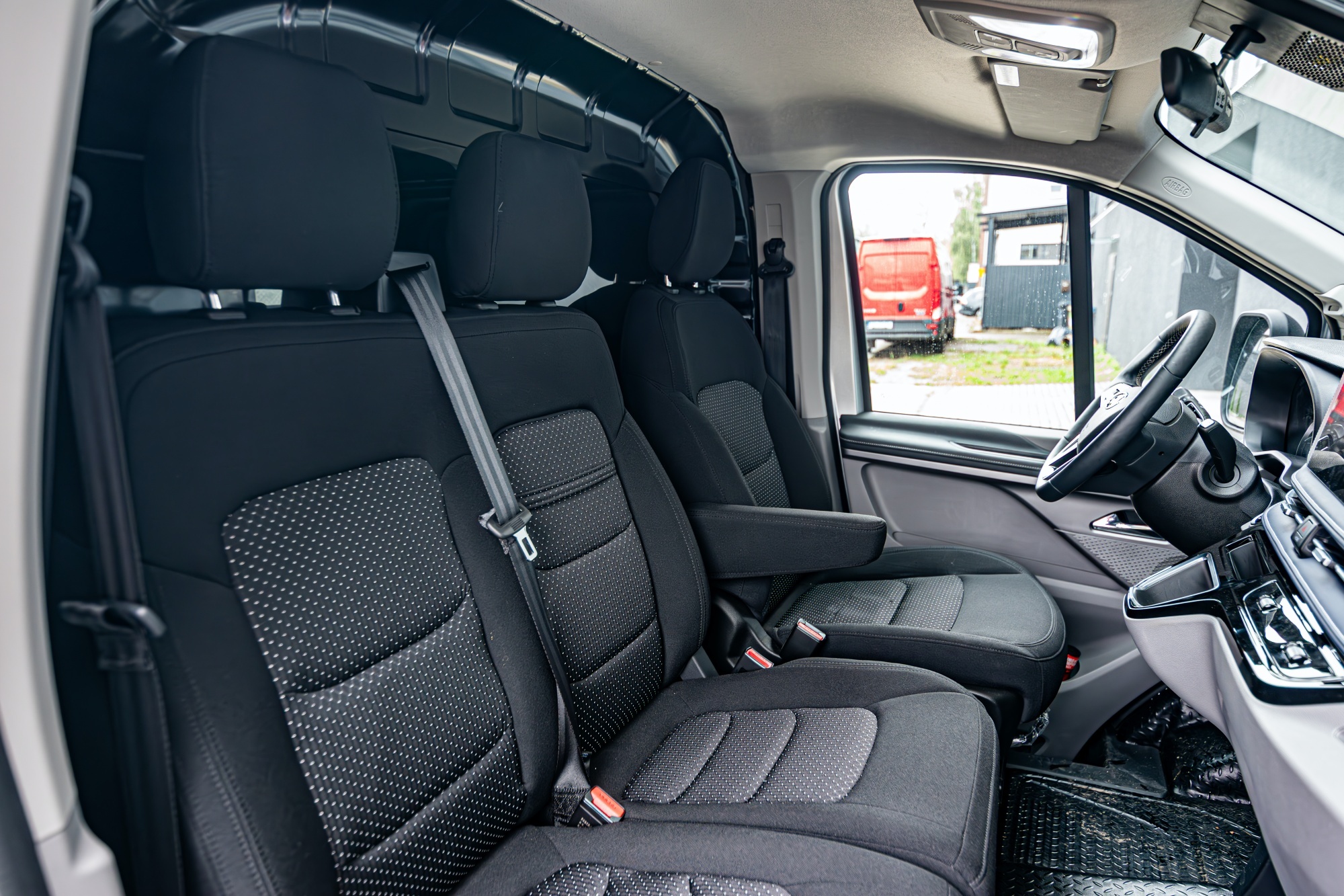 Maxus e-Deliver 7 fotele