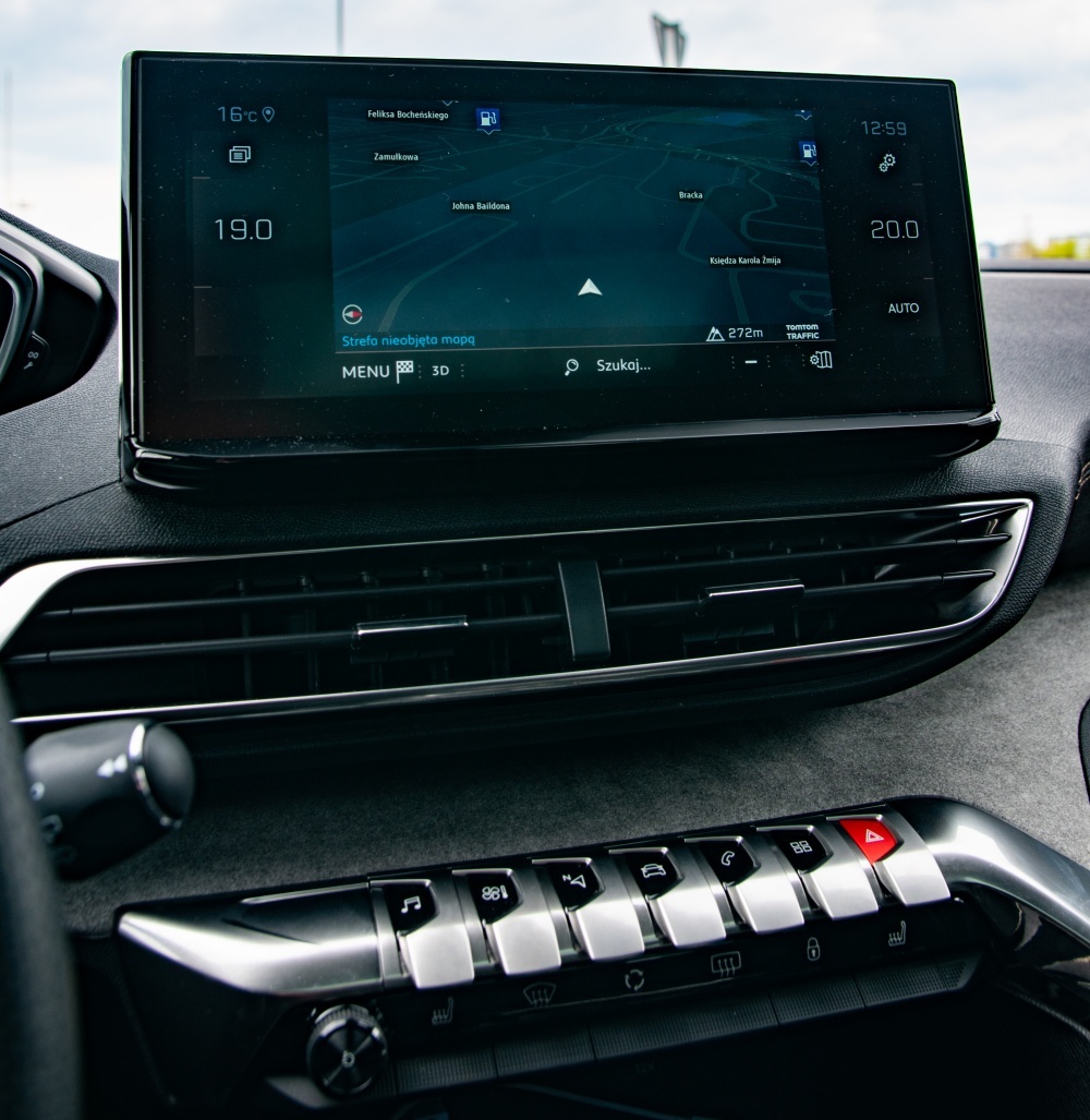Peugeot 3008 GT multimedia