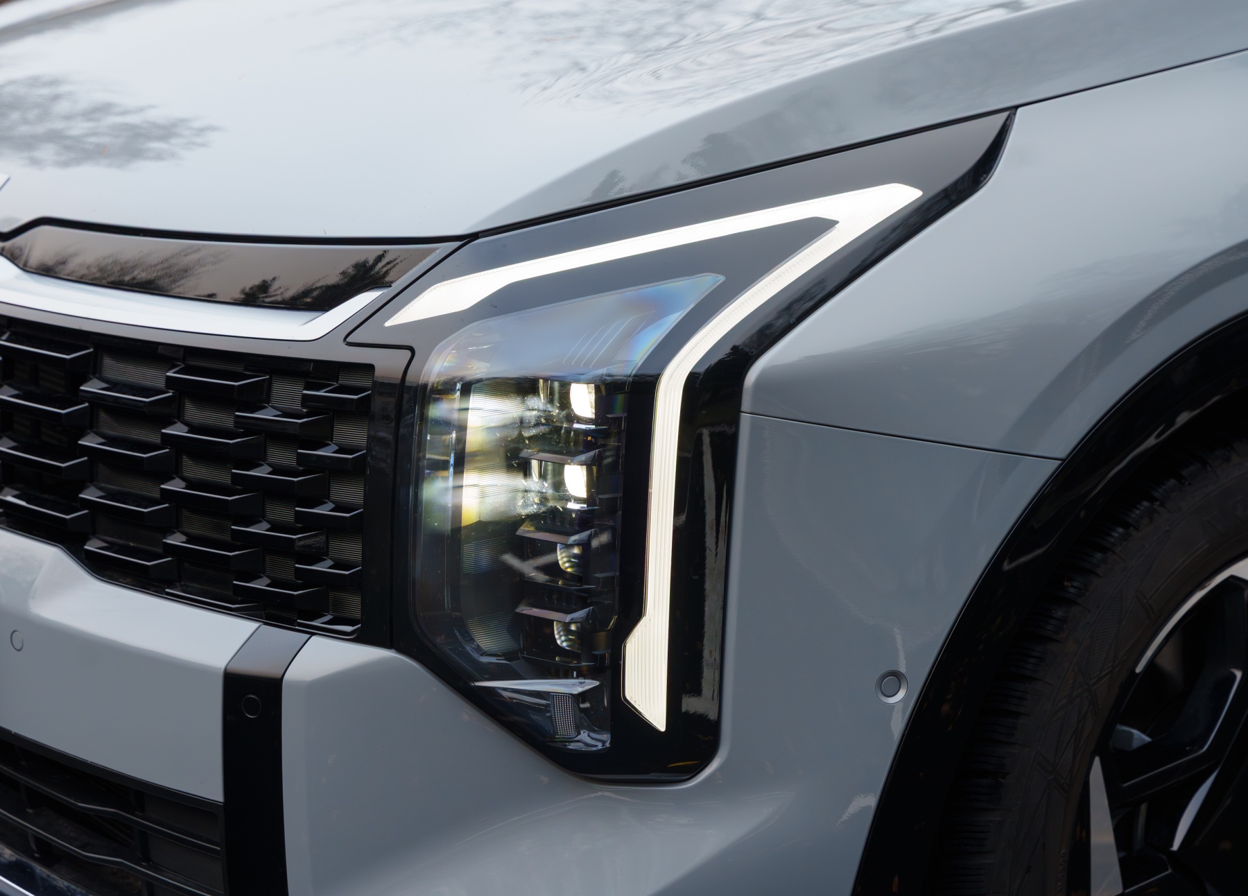 Kia Sportage przednia lampa