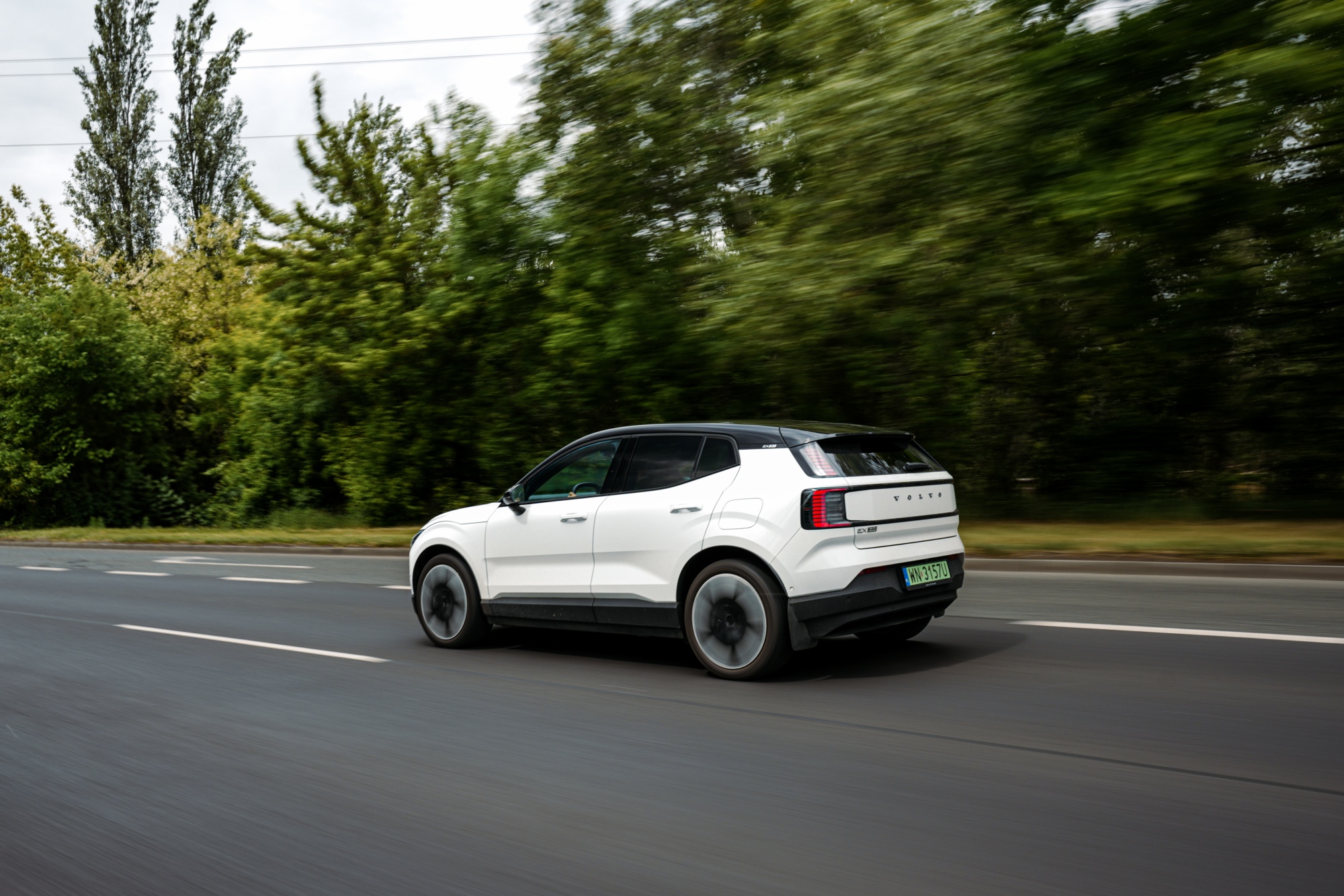 Volvo EX30 tył
