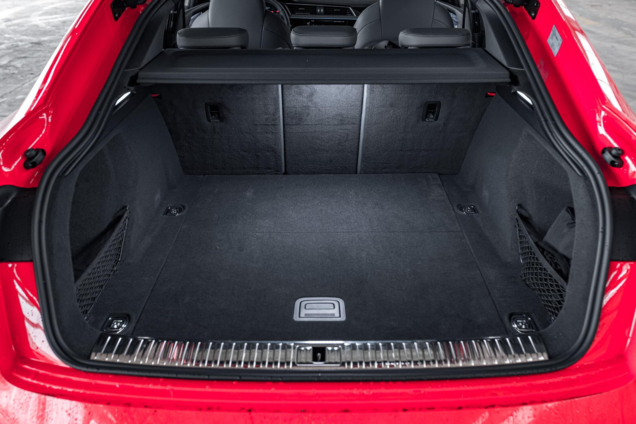 Audi Q8 e tron bagażnik