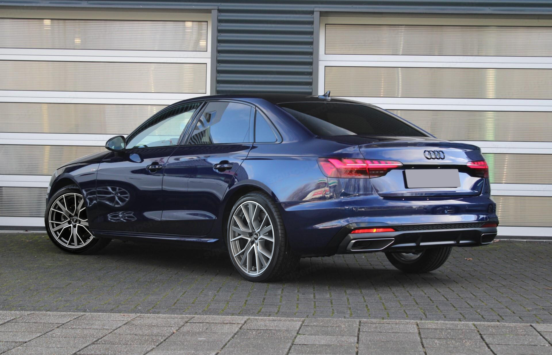 Audi A4 tył