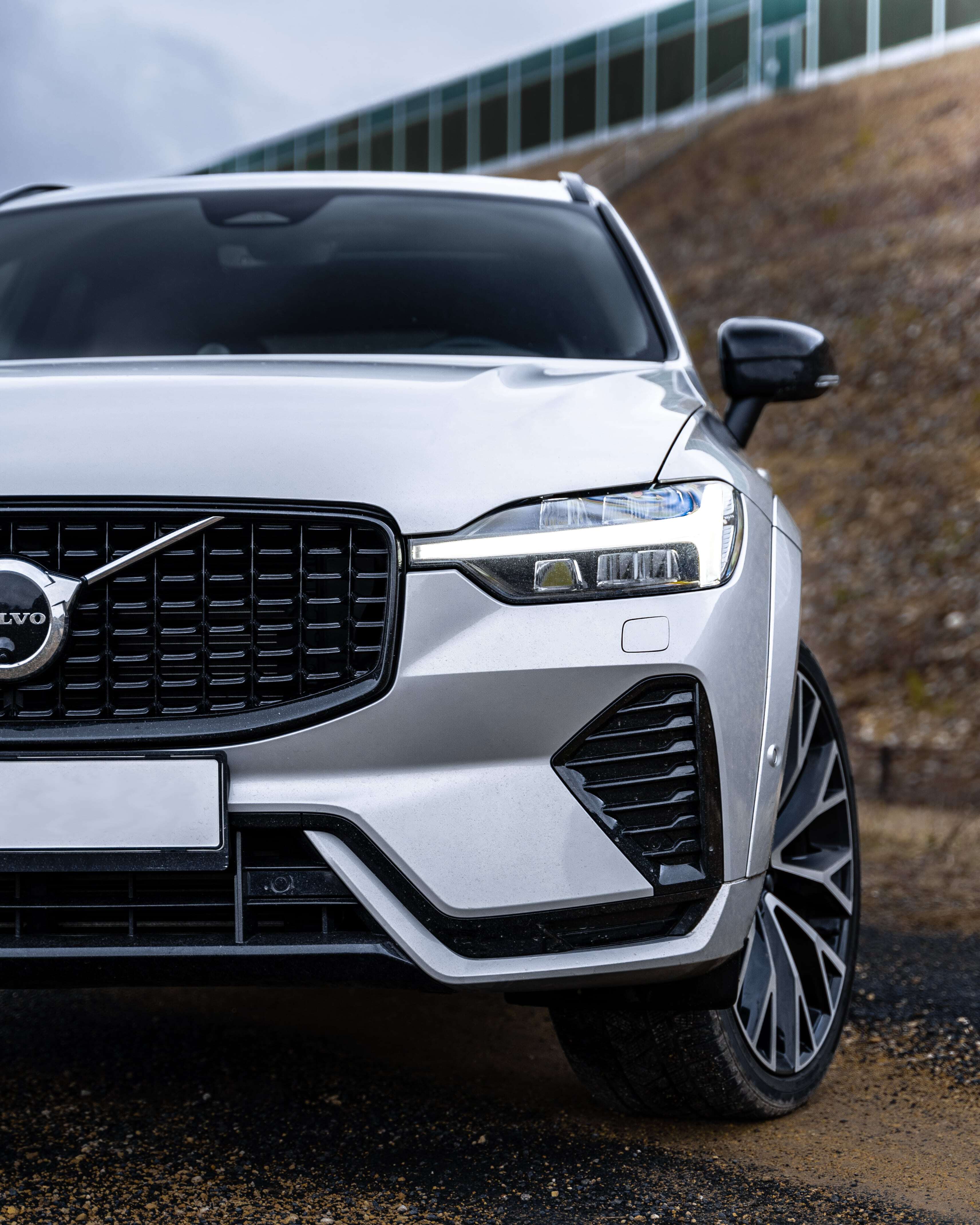 Volvo XC60 front