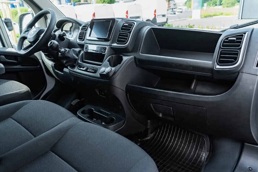 Fiat Ducato wnętrze