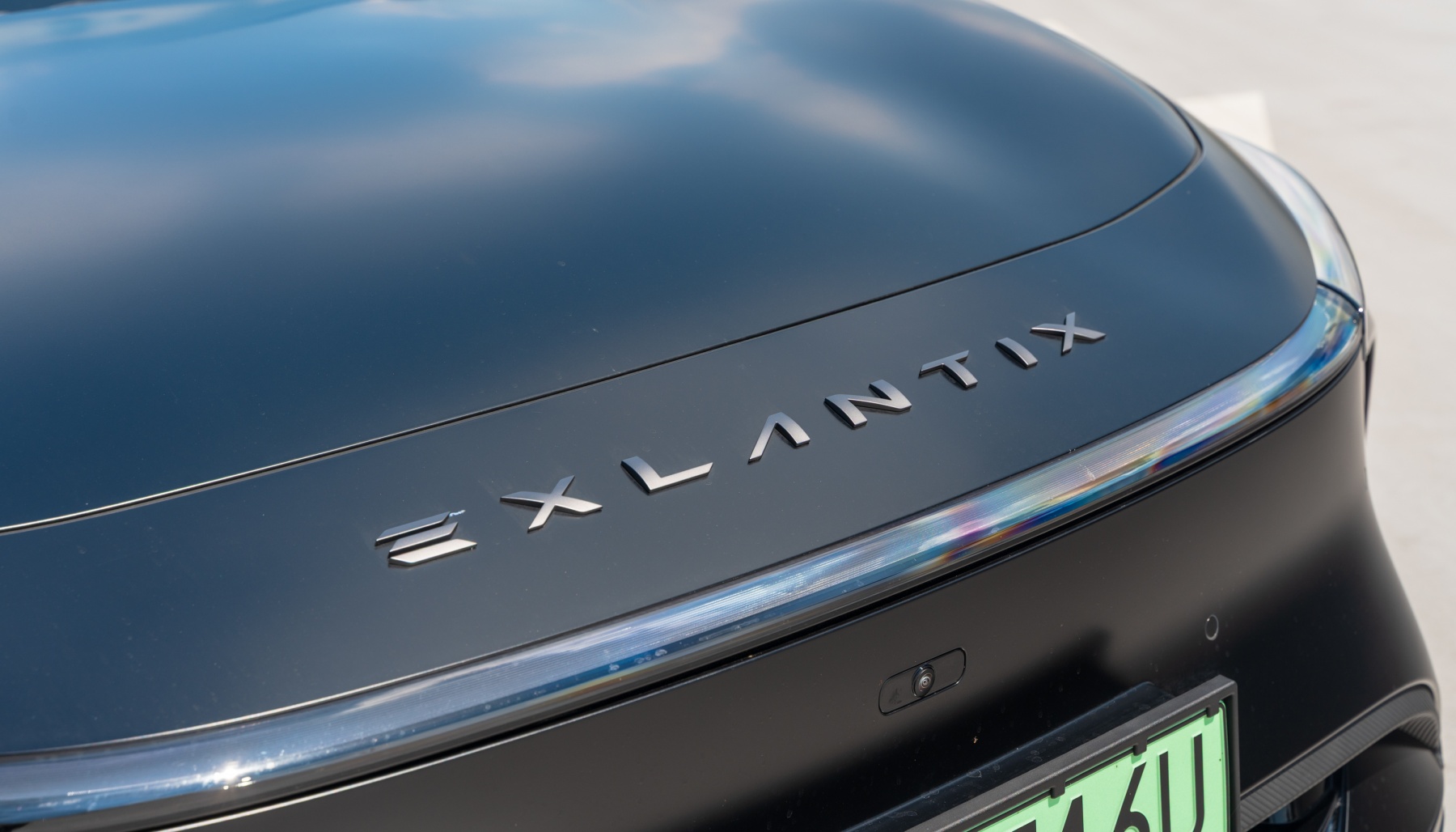 Exlantix