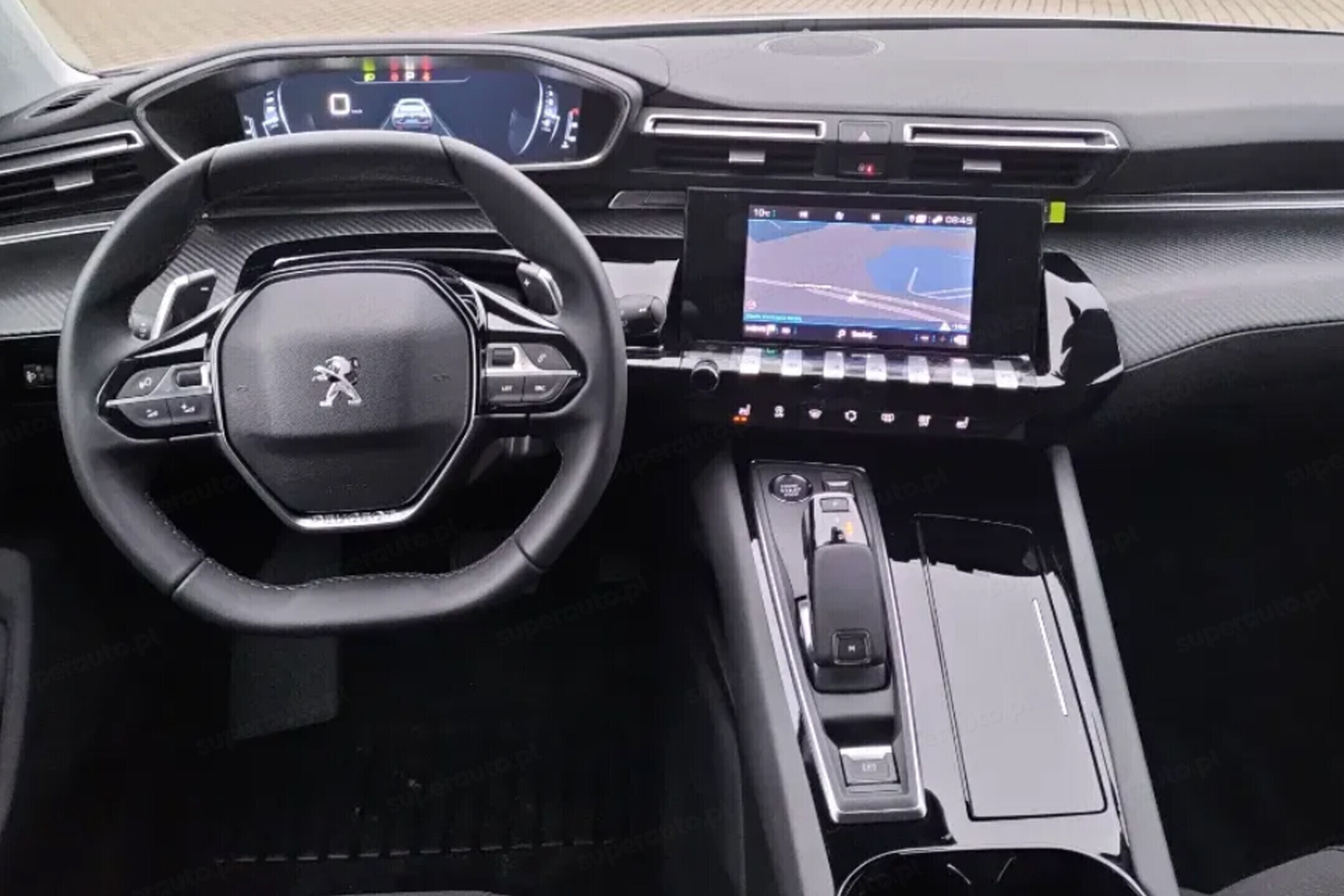 Peugeot 508 wnętrze