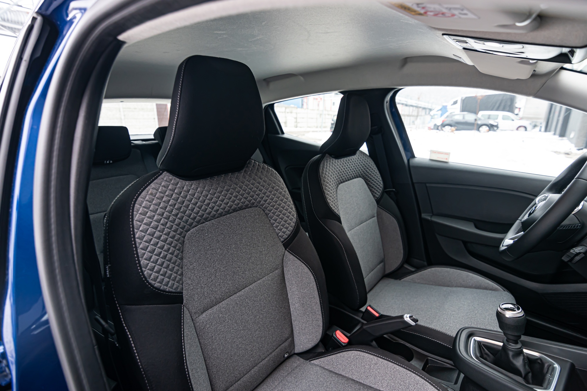 Mitsubishi Colt fotele