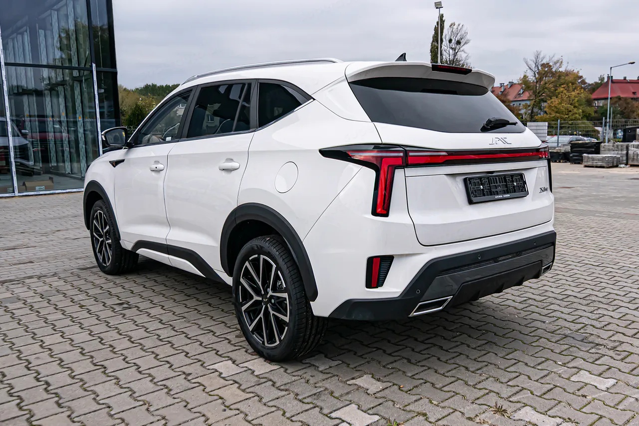 JAC JS8 Pro tył