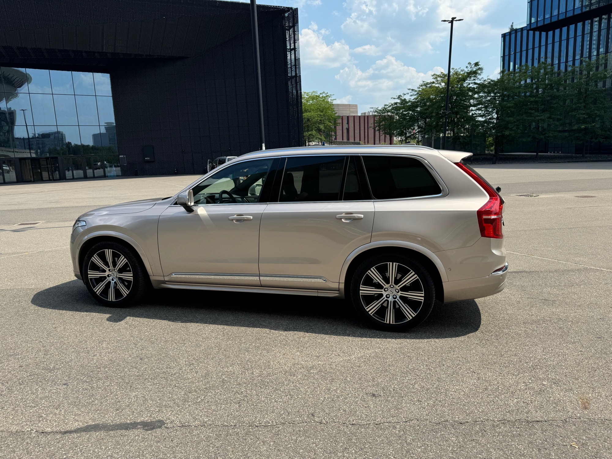Volvo XC90 sylwetka
