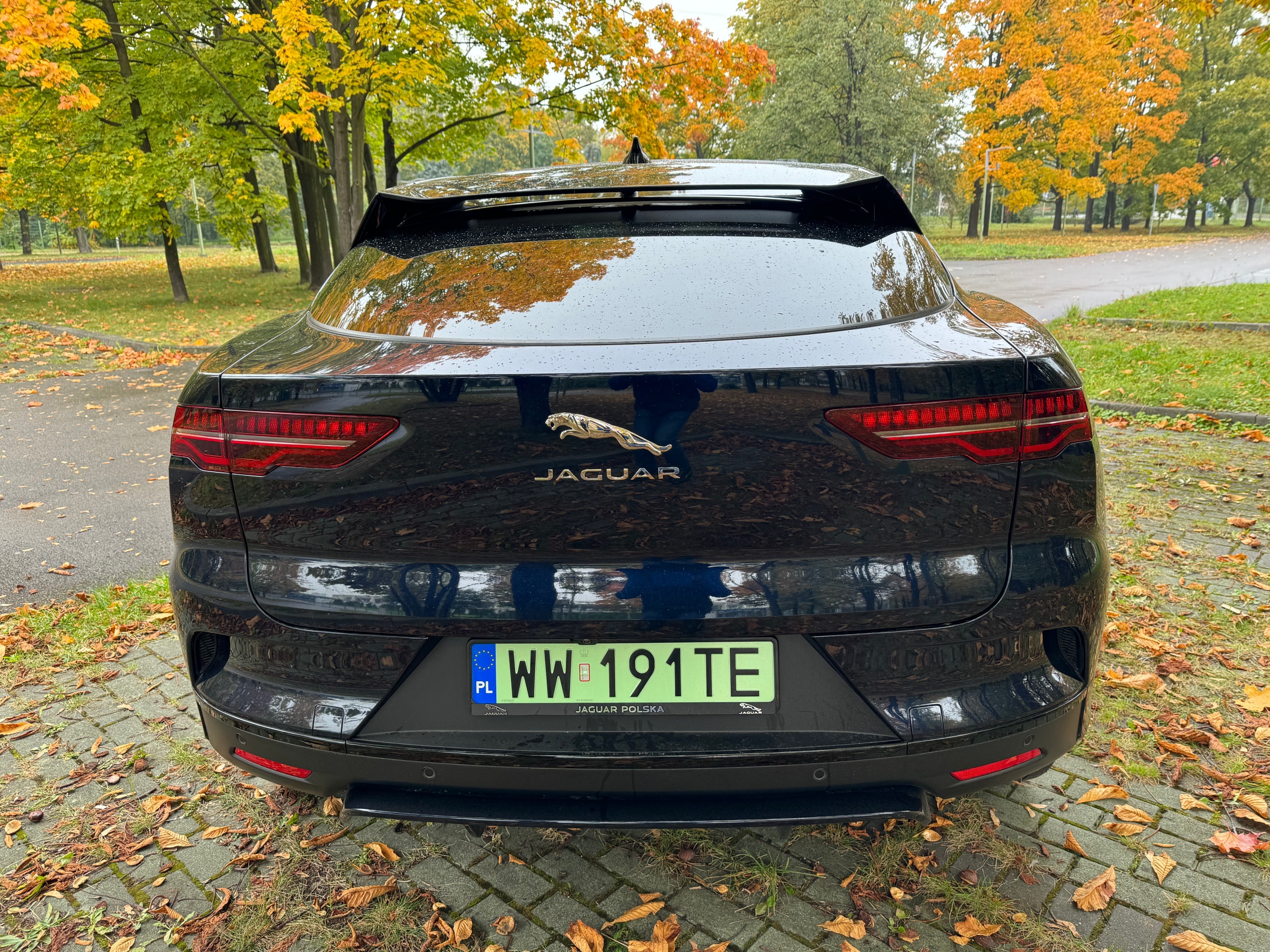 Jaguar I-Pace tył