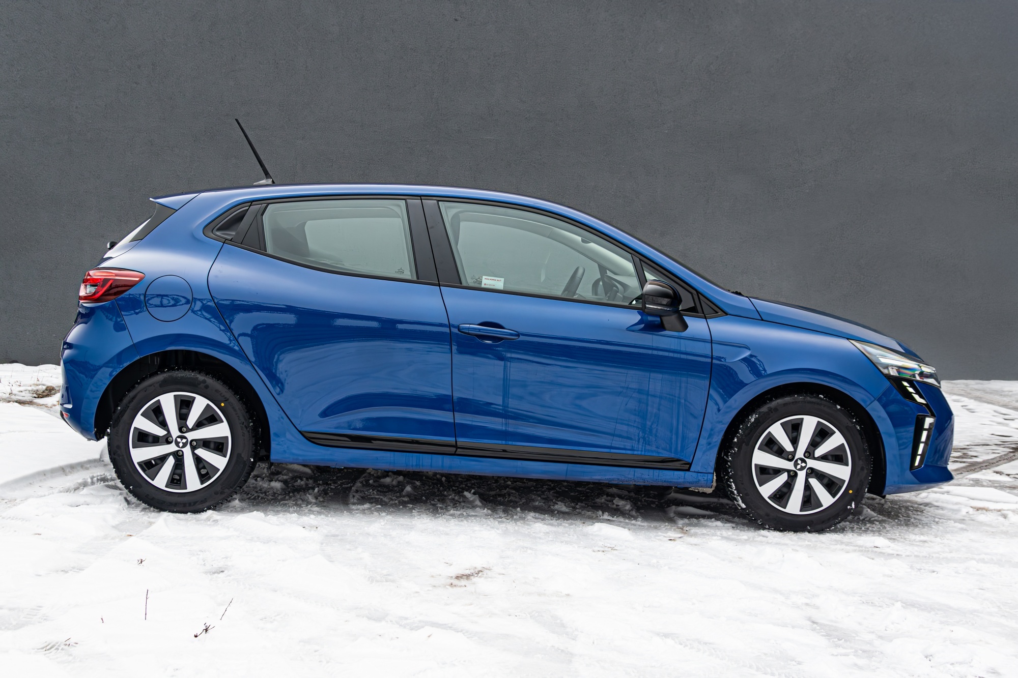 Mitsubishi Colt sylwetka