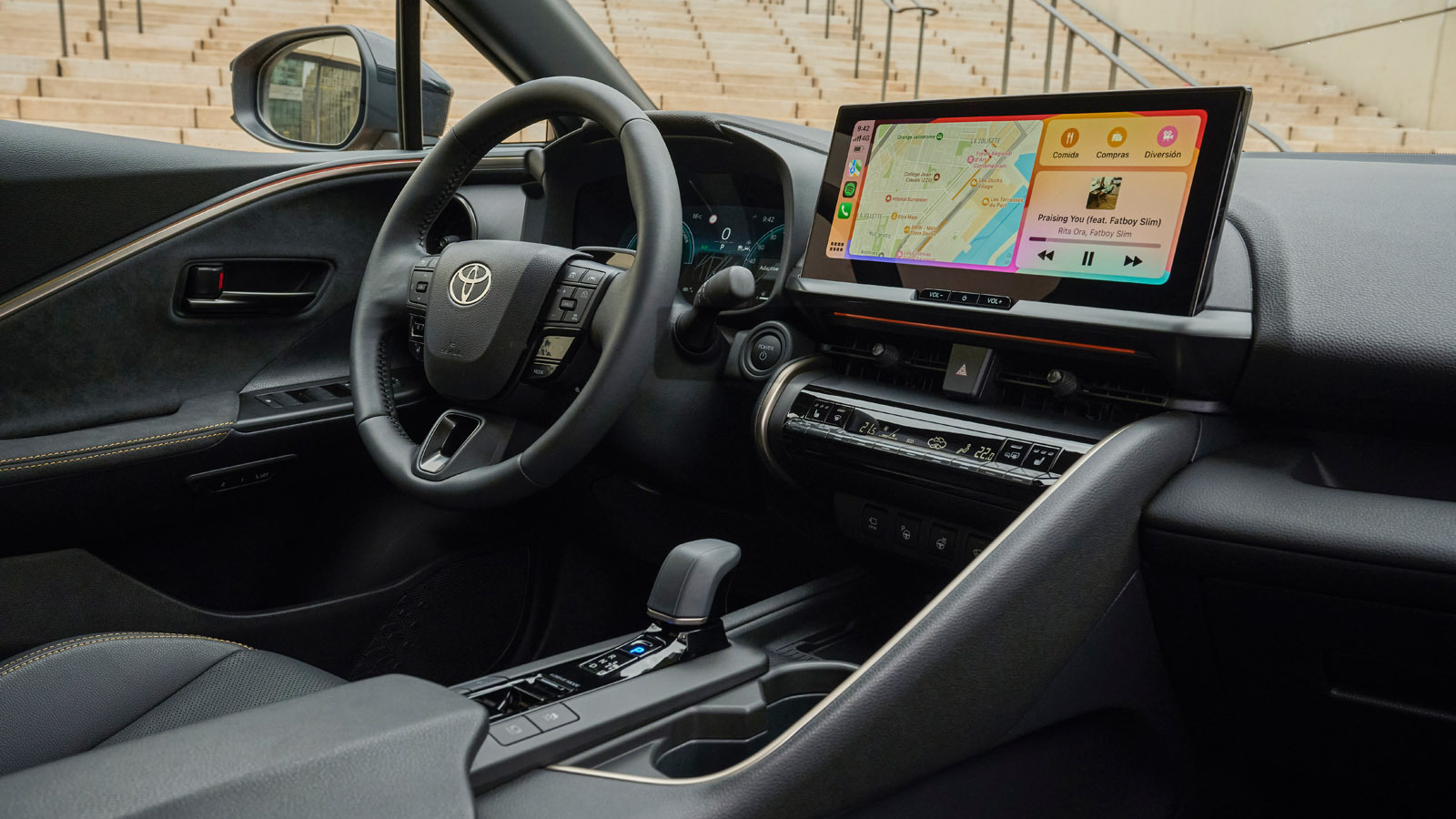 toyota c-hr wnętrze