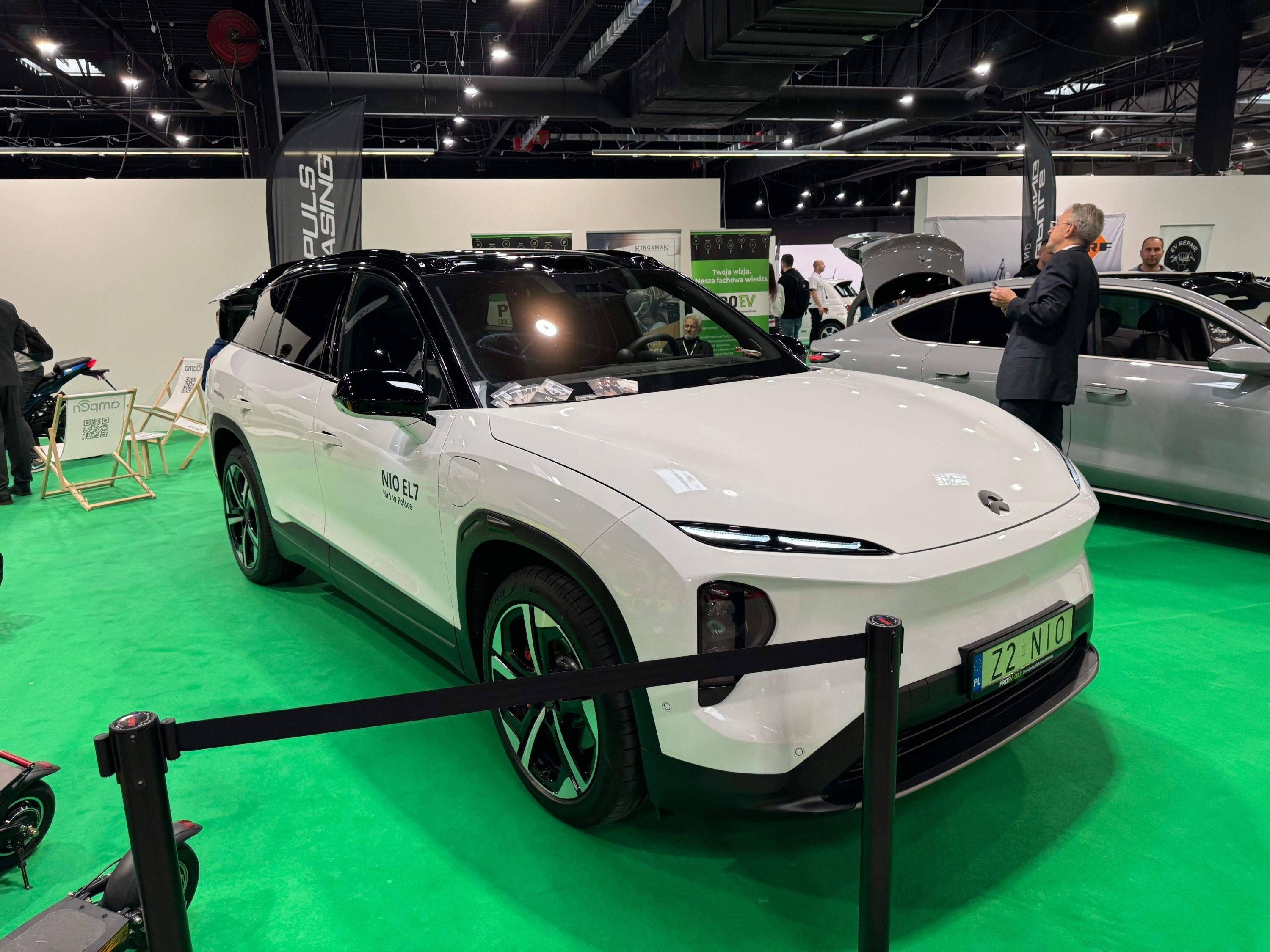 NIO EL7