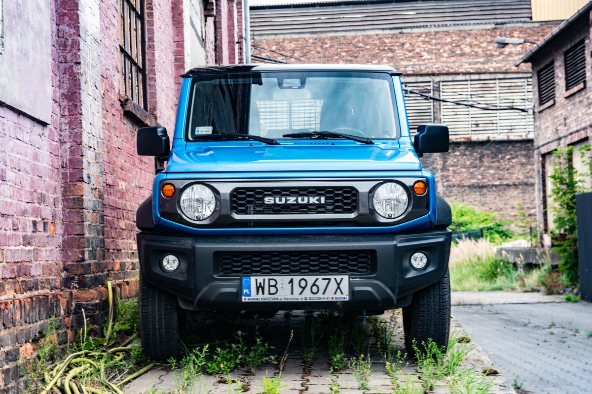Suzuki Jimny przód