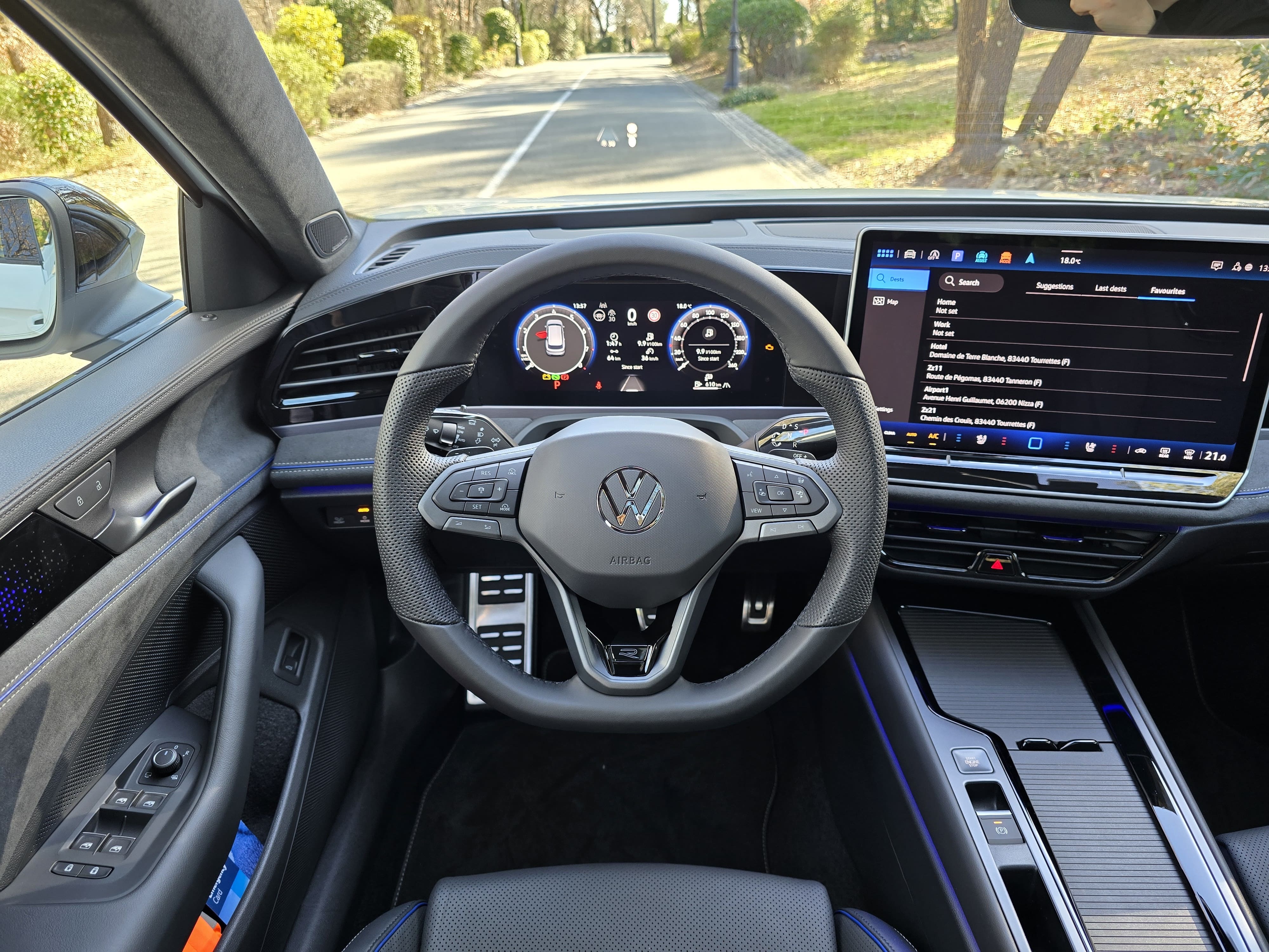 VW Passat 2024 deska rozdzielcza