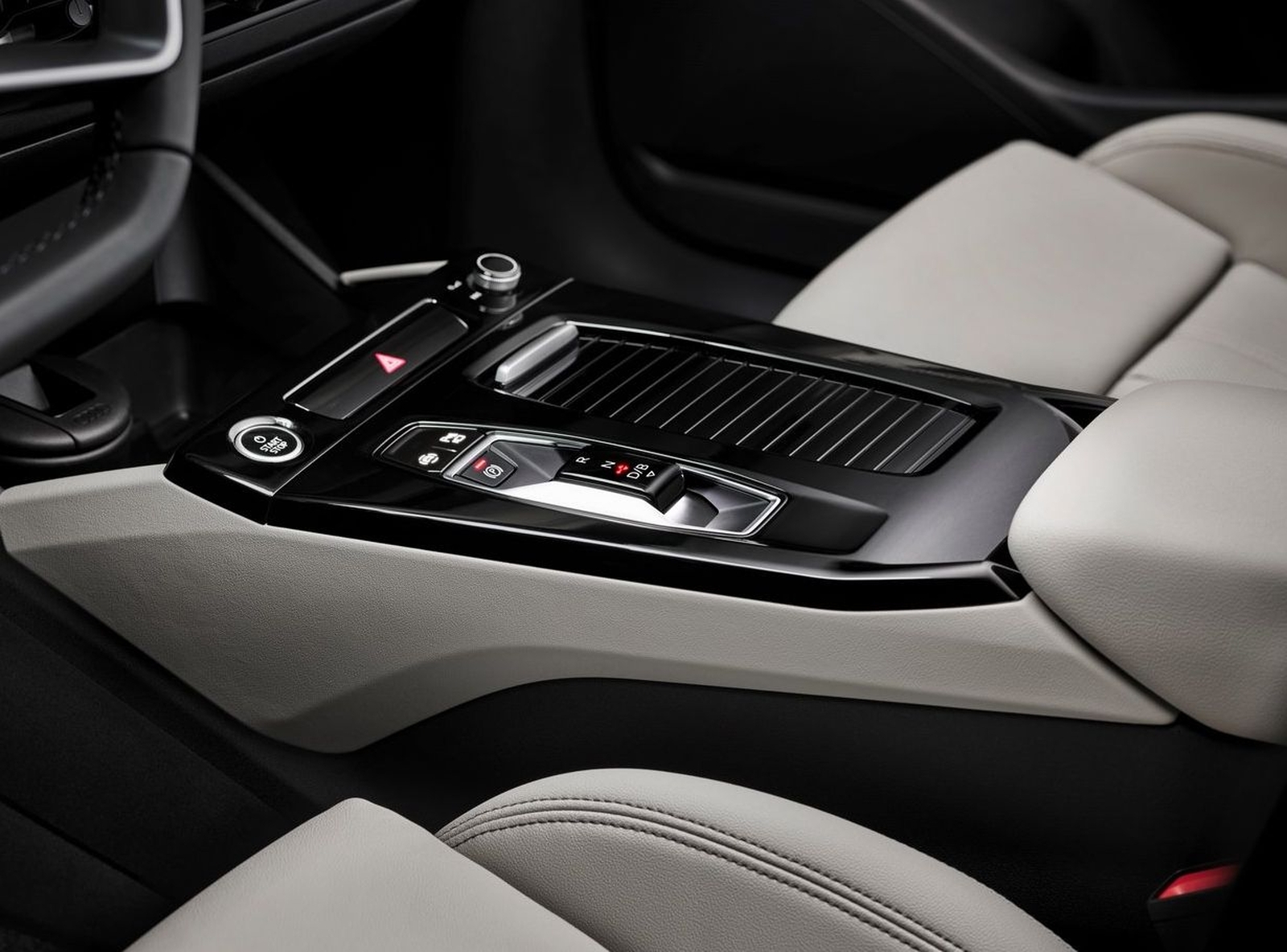 Audi q6 e tron wnętrze