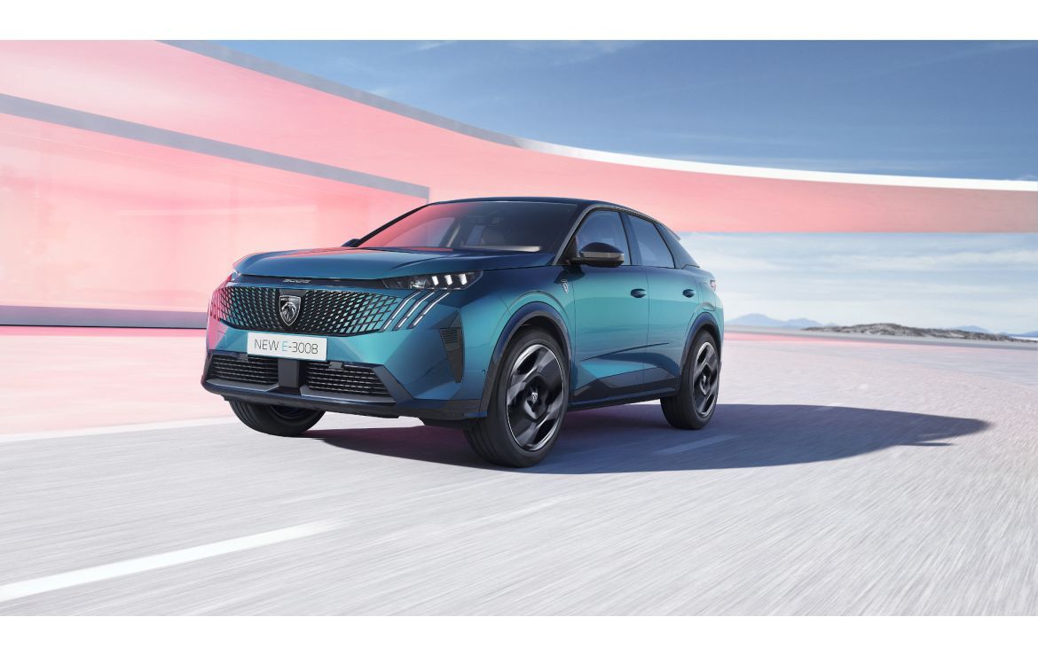 Peugeot e-3008