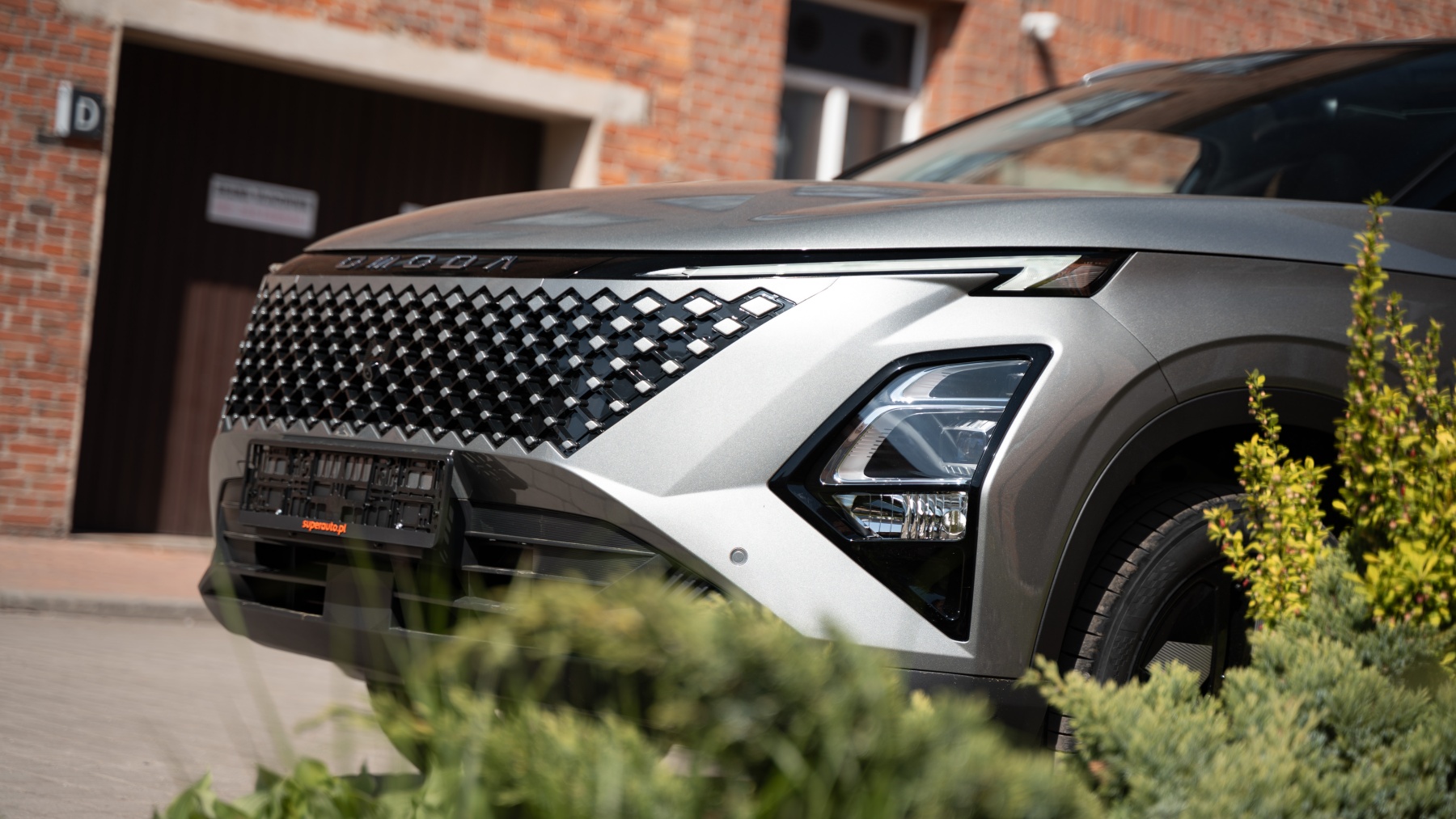 Omoda 5 Hybrid przód
