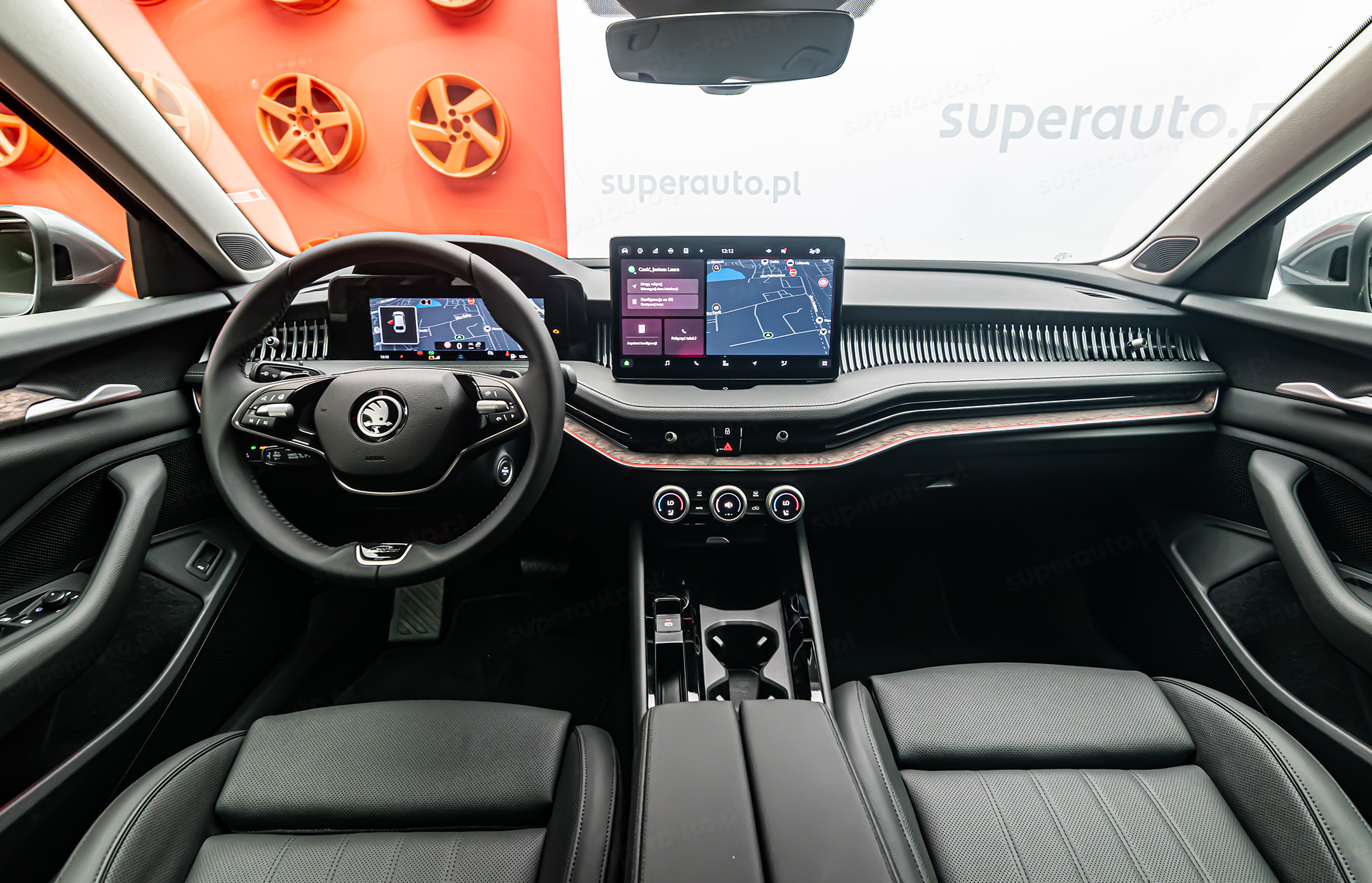Skoda Superb wnętrze