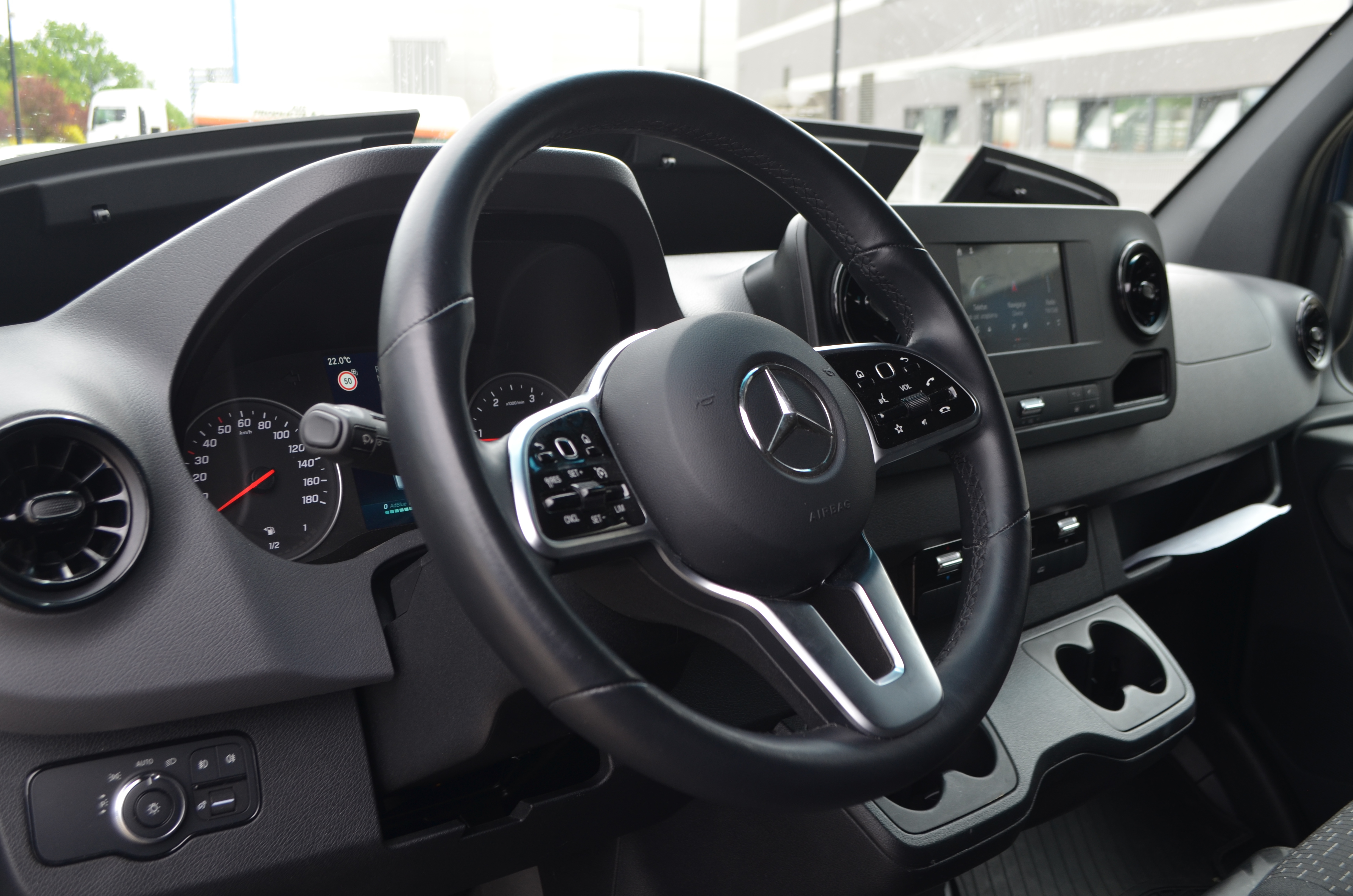 Mercedes Sprinter furgon kierownica