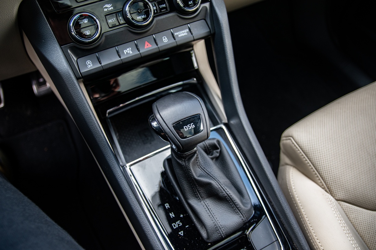 Skoda Kodiaq konsola środkowa