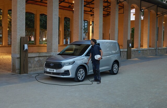 Ford Transit Connect PHEV