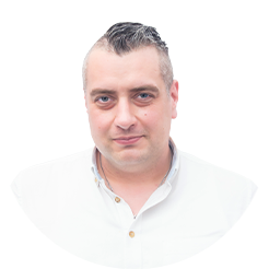 Jacek Sarat