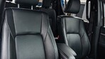 Toyota HiLux Double Cab Invincible 2.8 204KM Pick-Up