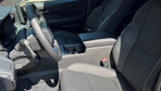 Toyota HiLux mHEV Double Cab Executive 4x4 aut 2.8 204KM Pick-Up