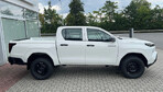 Toyota HiLux mHEV Double Cab Live 4x4 aut 2.8 204 KM Pick-Up