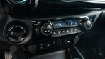 Toyota HiLux Double Cab Invincible 2.8 204KM Pick-Up