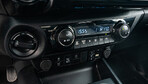 Toyota HiLux Double Cab Invincible 2.8 204KM Pick-Up