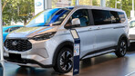 Ford Tourneo Custom 320 L2H1 Active A8 2.0 170KM Kombi