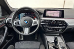 BMW Seria 5 520d xDrive M Sport sport-aut