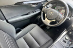 Lexus NX 300h Elegance 2WD