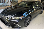 Lexus ES 300h Business Edition 2.5 E-CVT