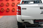 Mitsubishi L 200 2.4 d