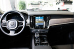 Volvo V90 T6 AWD Plug-In Hybrid Plus Dark