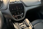 Aston Martin DBX V8